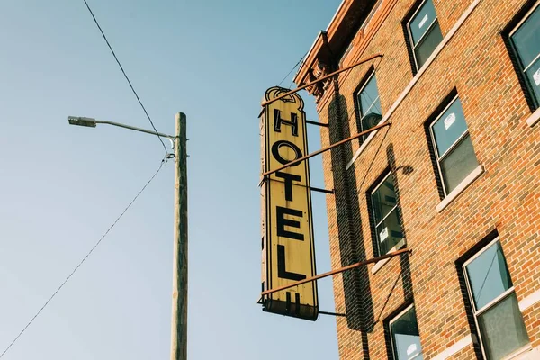 Vintage Hotel Sign Corktown Detroit Michigan — Stock Photo, Image