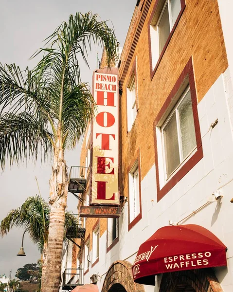 Pismo Beach Hotel Schild Pismo Beach Kalifornien — Stockfoto