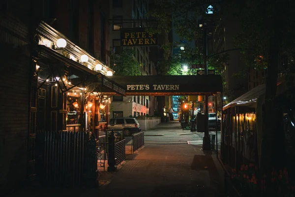 Petes Tavern Night Manhattan New York — Zdjęcie stockowe