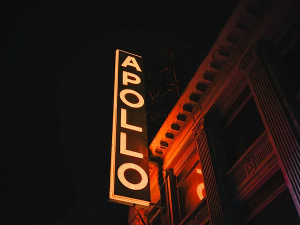 Ночная Неоновая Вывеска Театра Аполло Гарлеме Манхэттен Нью Йорк — стоковое фото