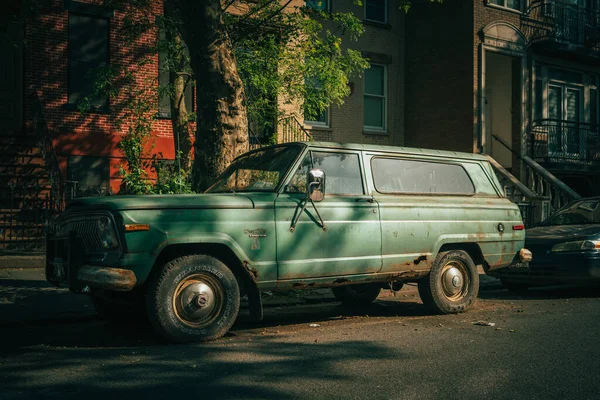 Viejo Camión Verde Williamsburg Brooklyn Nueva York — Foto de Stock