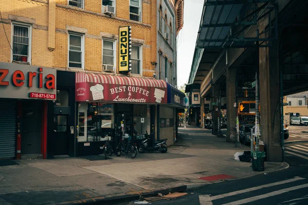 Melhor Loja Café Sinal Vintage Borough Park Brooklyn Nova York — Fotografia de Stock