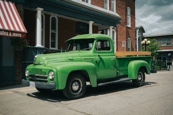 Old Green International Harvester Pickup Truck Mississippi Mills Ontario Kanada — Zdjęcie stockowe