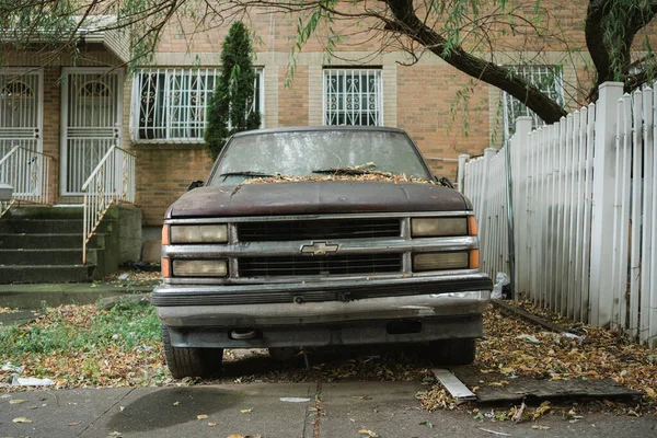 Camión Viejo Oxidado Chevrolet Crown Heights Brooklyn Nueva York — Foto de Stock