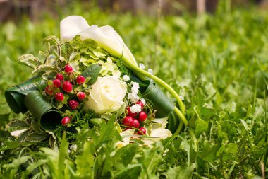 Düğün buketi çim