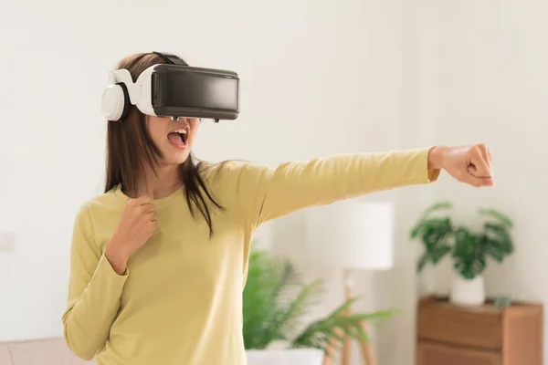 Relaxation Concept Young Woman Playing Boxing Games Experience Virtual Glasses — Foto de Stock