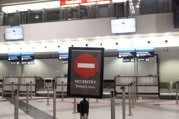 Budapest Hungary November 2021 Entry Sign Airport Terminal Illustrative Editorial — 图库照片