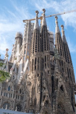 Barcelona, İspanya - 5 Kasım 2021: The Bazilica de la Sagrada Familia, Sagrada Familia olarak da bilinir..