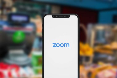 New York, ABD - 1 Eylül 2022: Zoom uygulaması telefon ekranında, Illustrative EditorialNew York, ABD - 1 Eylül 2022: Zoom uygulaması telefon ekranında, Illustrative Editorial.