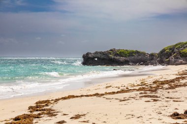 Le Marin, Martinique, FWI - Anse Grosse Roche (Cape Macre): Kalp deliği