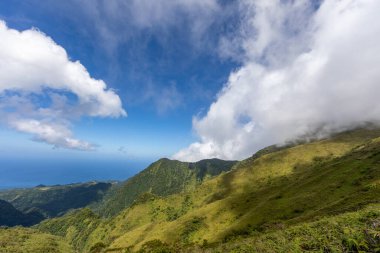 Pelee Dağı 'nın tepesine yürü, Martinik, Fransız Antilleri