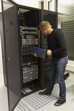 o consulant sunucu yükleyin