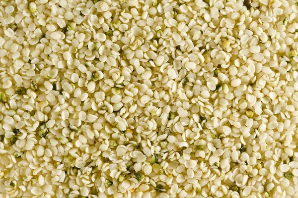 Shelled hemp seeds — Stock Photo, Image