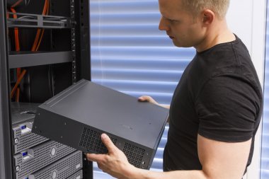 ağ yönlendiricisi yükleyin