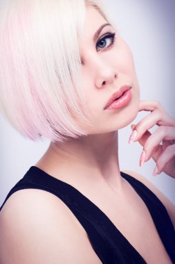 göz alıcı bir modeldir