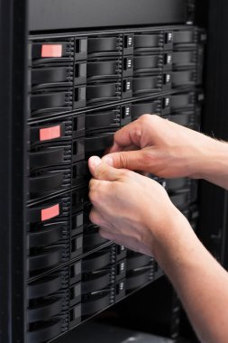 Bu danışman yerine san'sabit disk