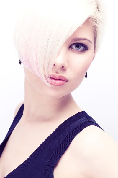 Блондинка-модель
