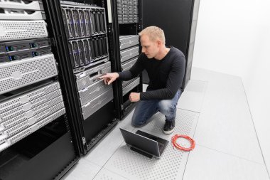 Bu datacenter çalışmalarında danışman