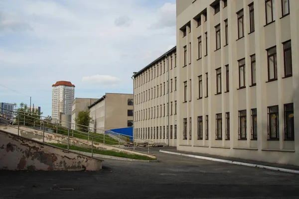 Foto Horizontal Cores Paisagem Urbana Com Edifícios Administrativos Típicos Perspectiva — Fotografia de Stock