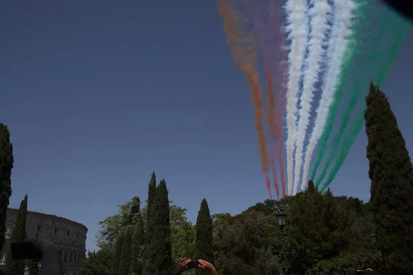 Driekleurige Pijlen Symbool Van Militaire Parade Van Juni Dag Van — Stockfoto