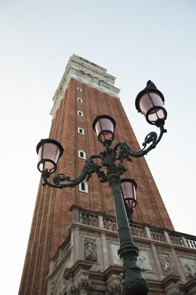 在 san 上的钟楼圣马可广场、 威尼斯 — 图库照片