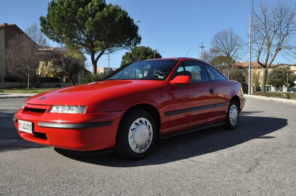 Pesaro Itálie Února 2020 Starý Mladík Opel Calibra — Stock fotografie