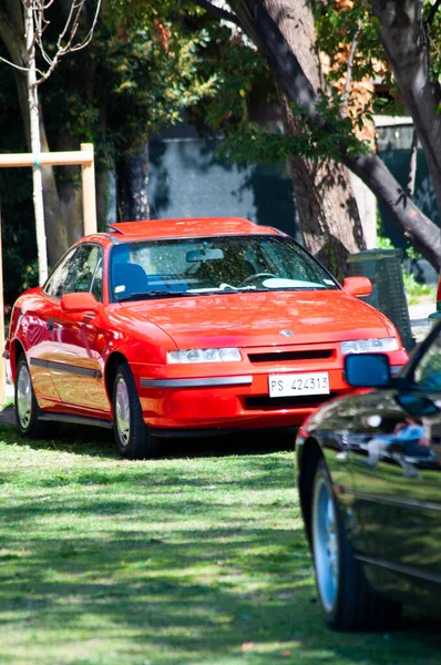 Pesaro Italia Febrero 2020 Viejo Joven Opel Calibra —  Fotos de Stock