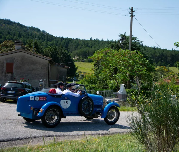 Urbino イタリア Jun 2022 Bugatti T40 1927がラリーで古いレースカーでミル ミリア2022有名なイタリアの歴史的なレース 1927 1957 — ストック写真