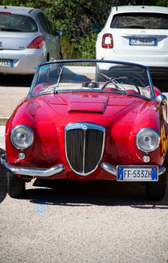 POLTU QUATU - ITALY - 9 Temmuz 2022: Lancia B24 Poltu Quatu Classic