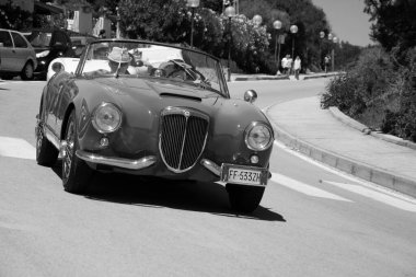 POLTU QUATU - ITALY - 9 Temmuz 2022: Lancia B24 Poltu Quatu Classic