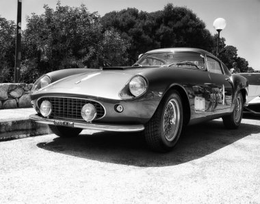 POLTU QUATU - ITALY - 9 Temmuz 2022: FERRARI 250 Tour de France Poltu Quatu Classic