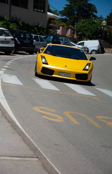 Poltu Quatu Włochy 2022 Żółty Lamborghni Diablo Poltu Quatu Classic — Zdjęcie stockowe