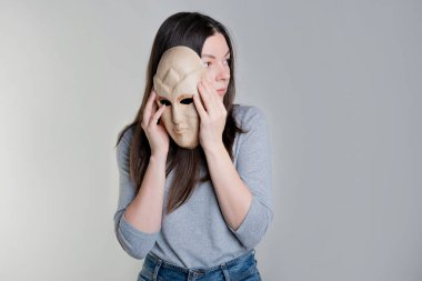 Görünüş veya kendini tanımlama sorunları nedeniyle kompleksler, konsept.