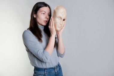 Görünüş veya kendini tanımlama sorunları nedeniyle kompleksler, konsept.