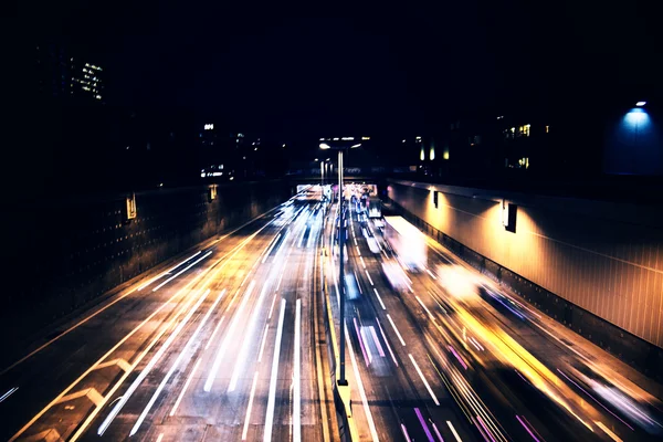 Traffic in the city at night — Stock Photo, Image