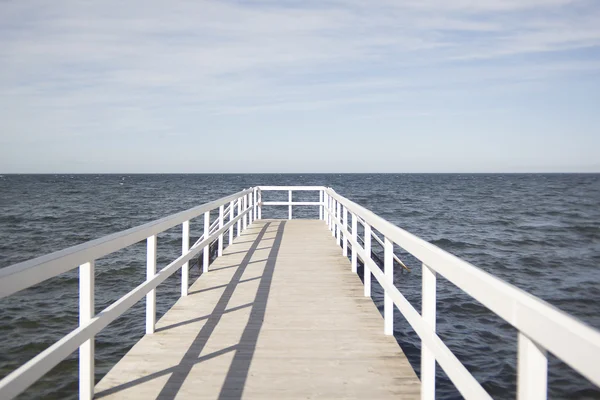 Pier to the sea — Stock Photo, Image