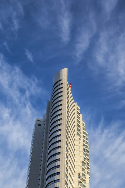 Moderne und urbane Architektur in der Großstadt — Stockfoto