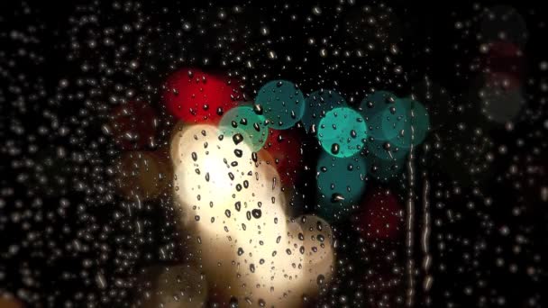Regenachtige dagen, regendruppels op venster — Stockvideo