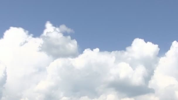 Zeitraffer im Wolkenbild — Stockvideo