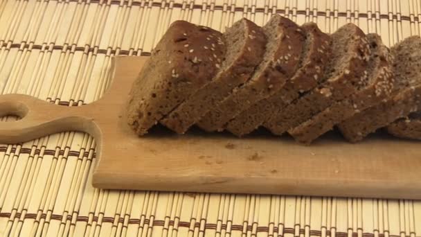 Ржаной хлеб . — стоковое видео