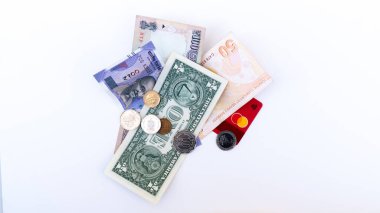 Farklı ülkelerin para ve banknotları