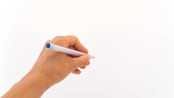 Mano Izquierda Aislada Escribe Con Una Pluma — Foto de Stock