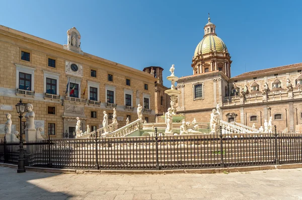 Pretoria Fountain in Palermo — Stock Photo, Image