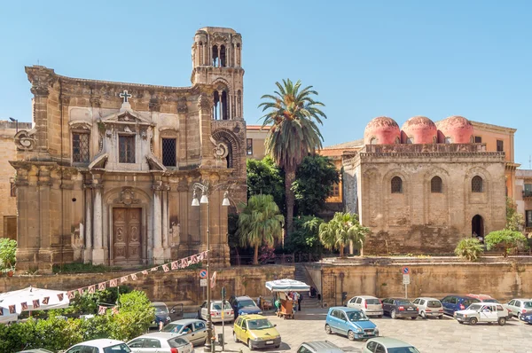 Chiesa della Martorana and San Cataldo Church — Stock Photo, Image