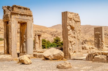 persepolis kalıntıları