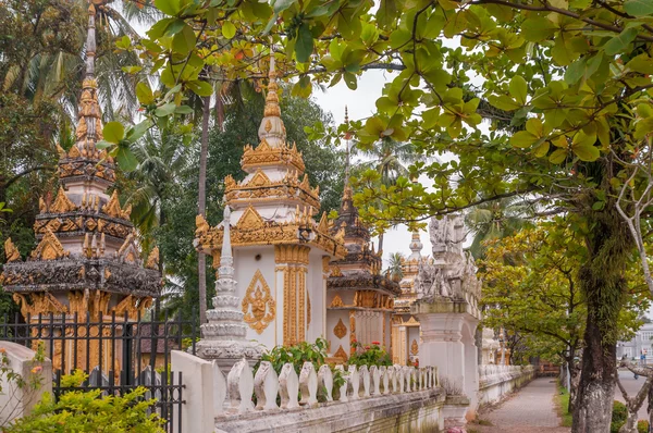 Pequeños Stupas en Vientiane City — Foto de Stock