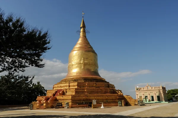 Gold Pagoda — Stock Photo, Image