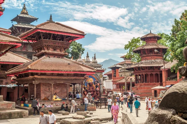 durbar Meydanı'na giriş