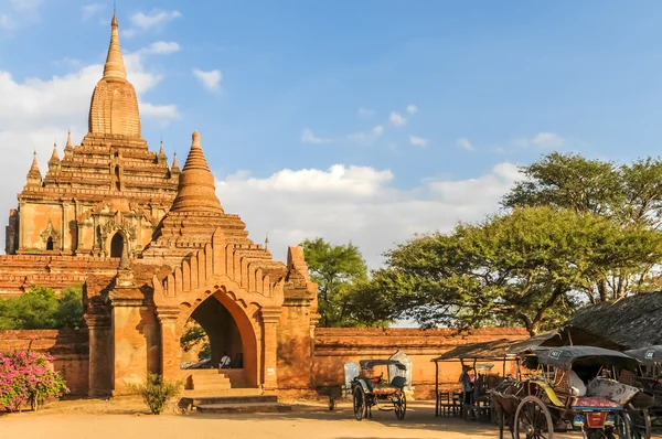 Gamla pagod i bagan — Stockfoto