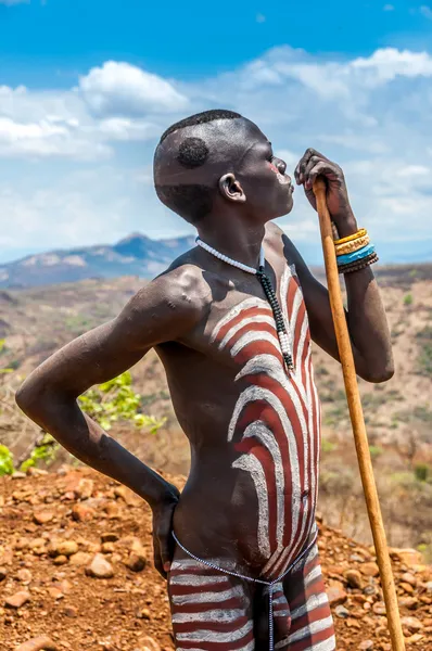 Omo Valley-folk - Mursi malt mann – stockfoto